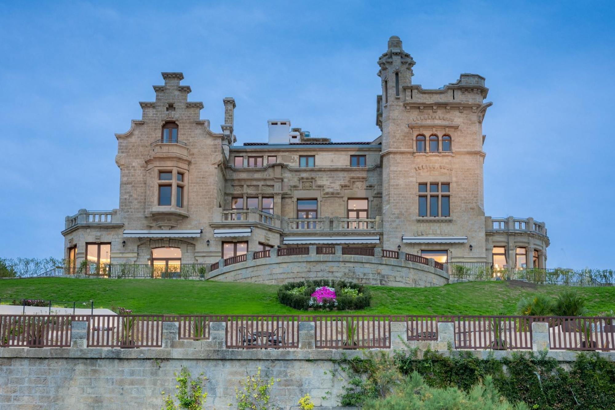 Palacio Arriluce Hotel - The Leading Hotels Of The World Getxo Exterior photo